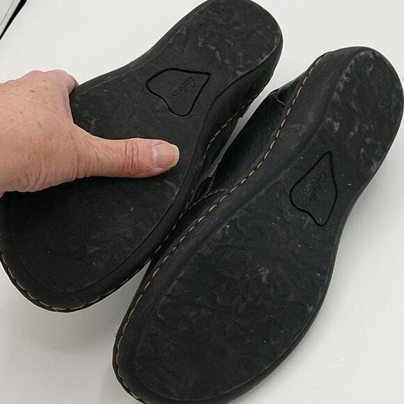 Cabela's Brown Textured Leather Slip-on Shoe size 9M - Picture 5 of 6